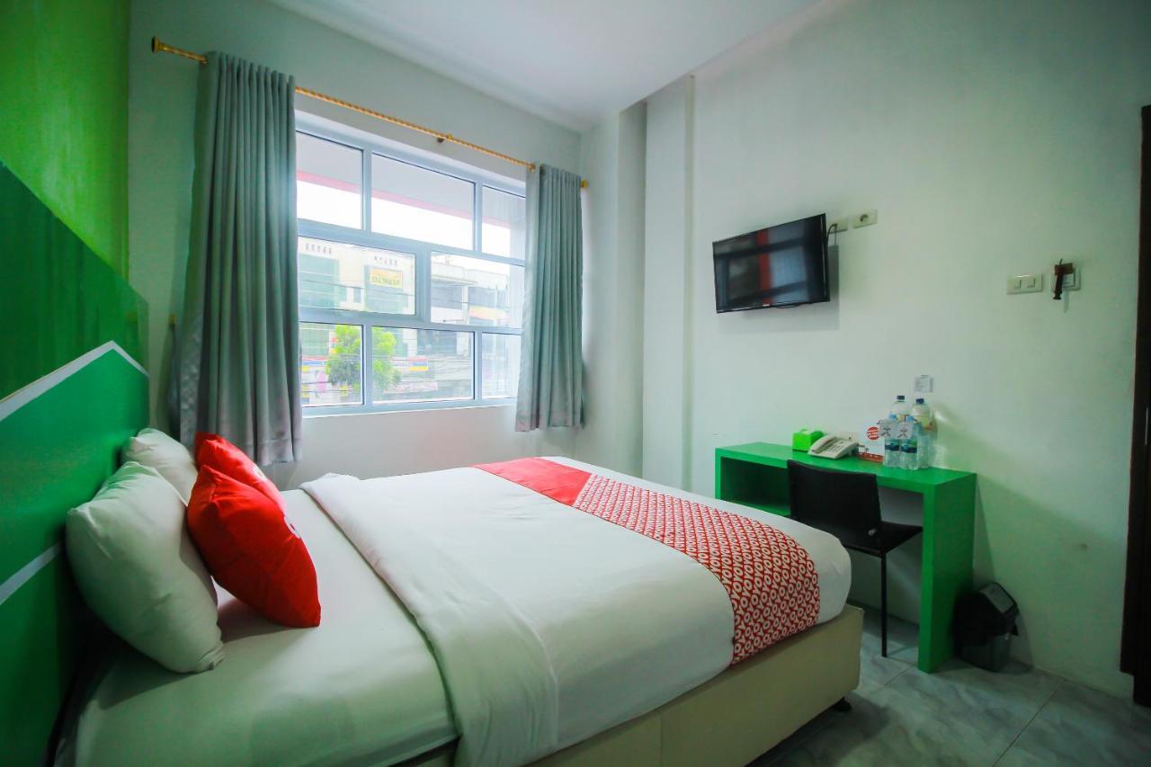 Oyo 1825 Marcopolo Homestay Pekanbaru Zewnętrze zdjęcie