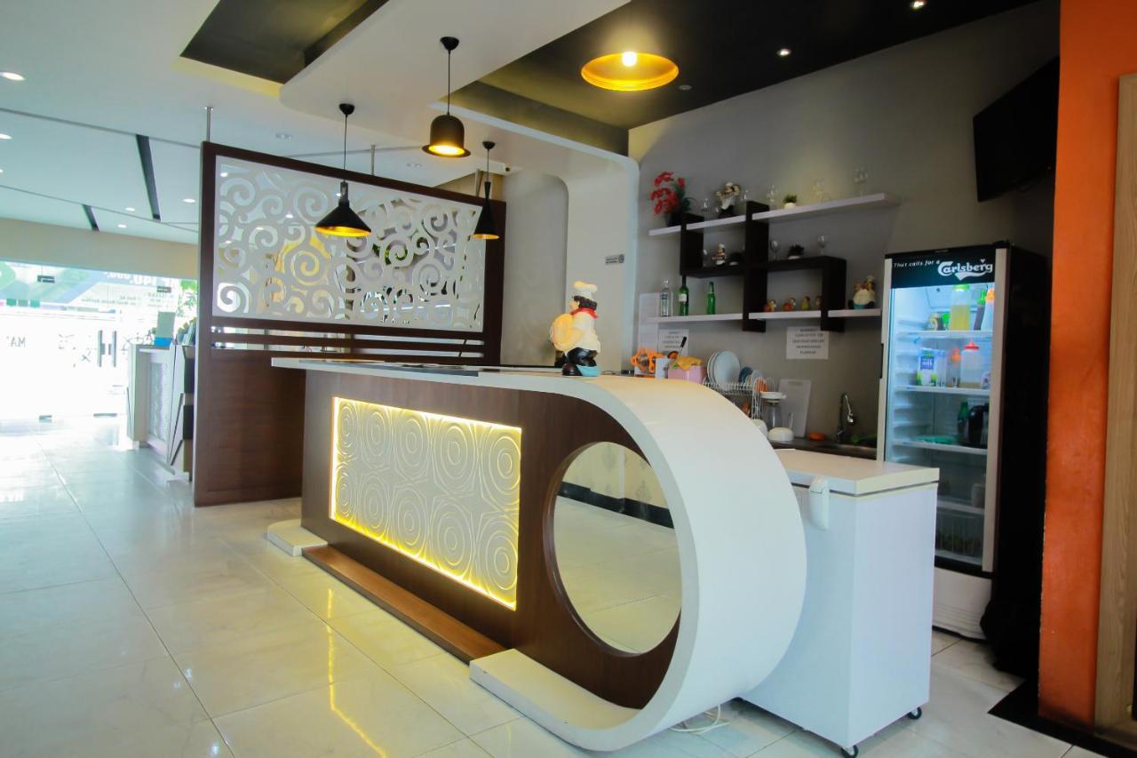 Oyo 1825 Marcopolo Homestay Pekanbaru Zewnętrze zdjęcie